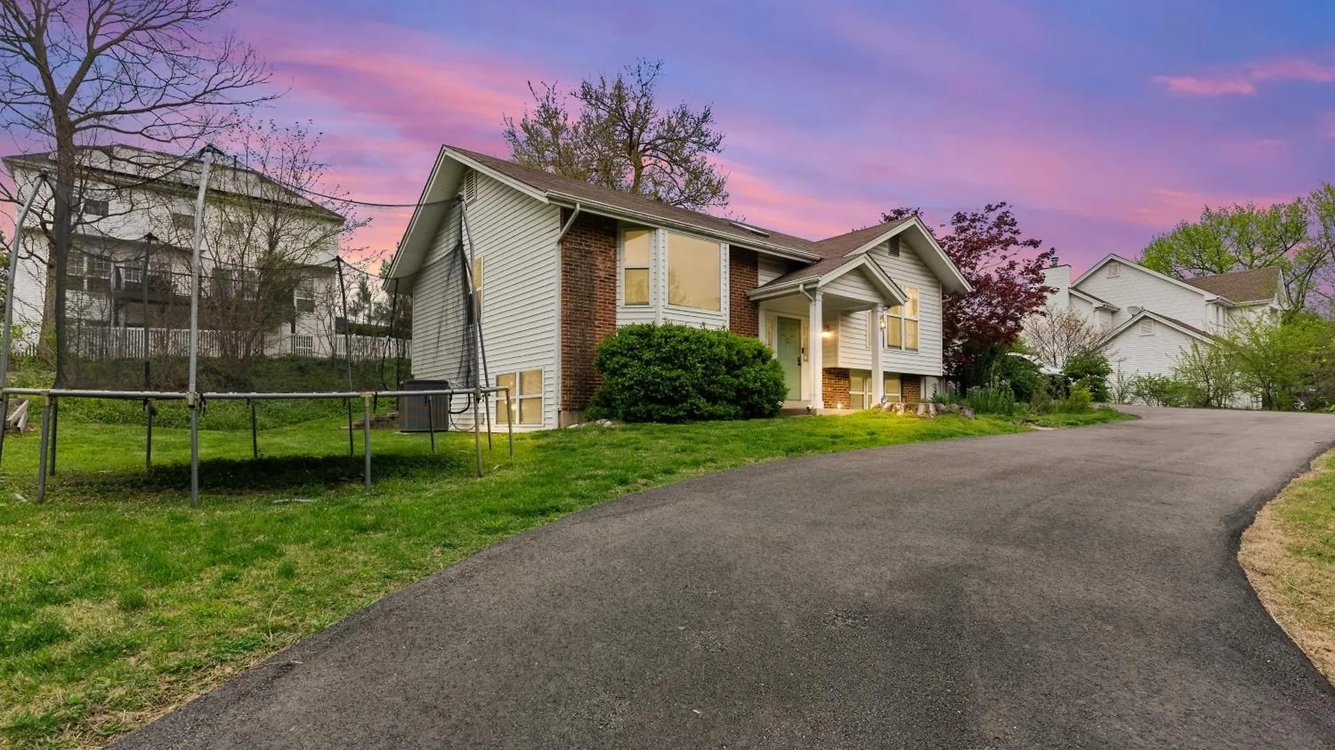 Spacious Retreat With Serene Garden Sleeps Up To Eleven Olivette 0*,